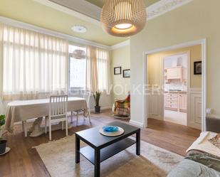 Sala d'estar de Apartament de lloguer en  Valencia Capital amb Aire condicionat, Calefacció i Parquet