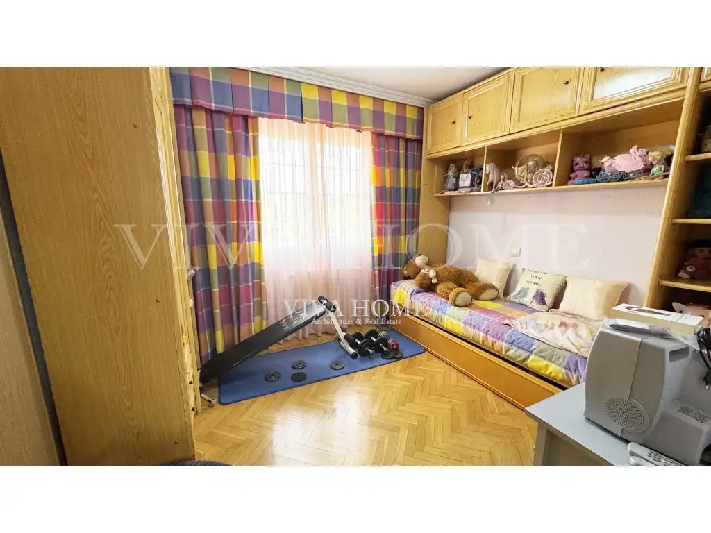 Bedroom of Houses for sale in Rivas-Vaciamadrid