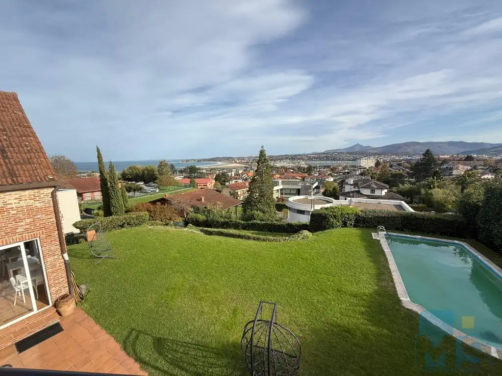 Jardí de Casa o xalet en venda en Hondarribia