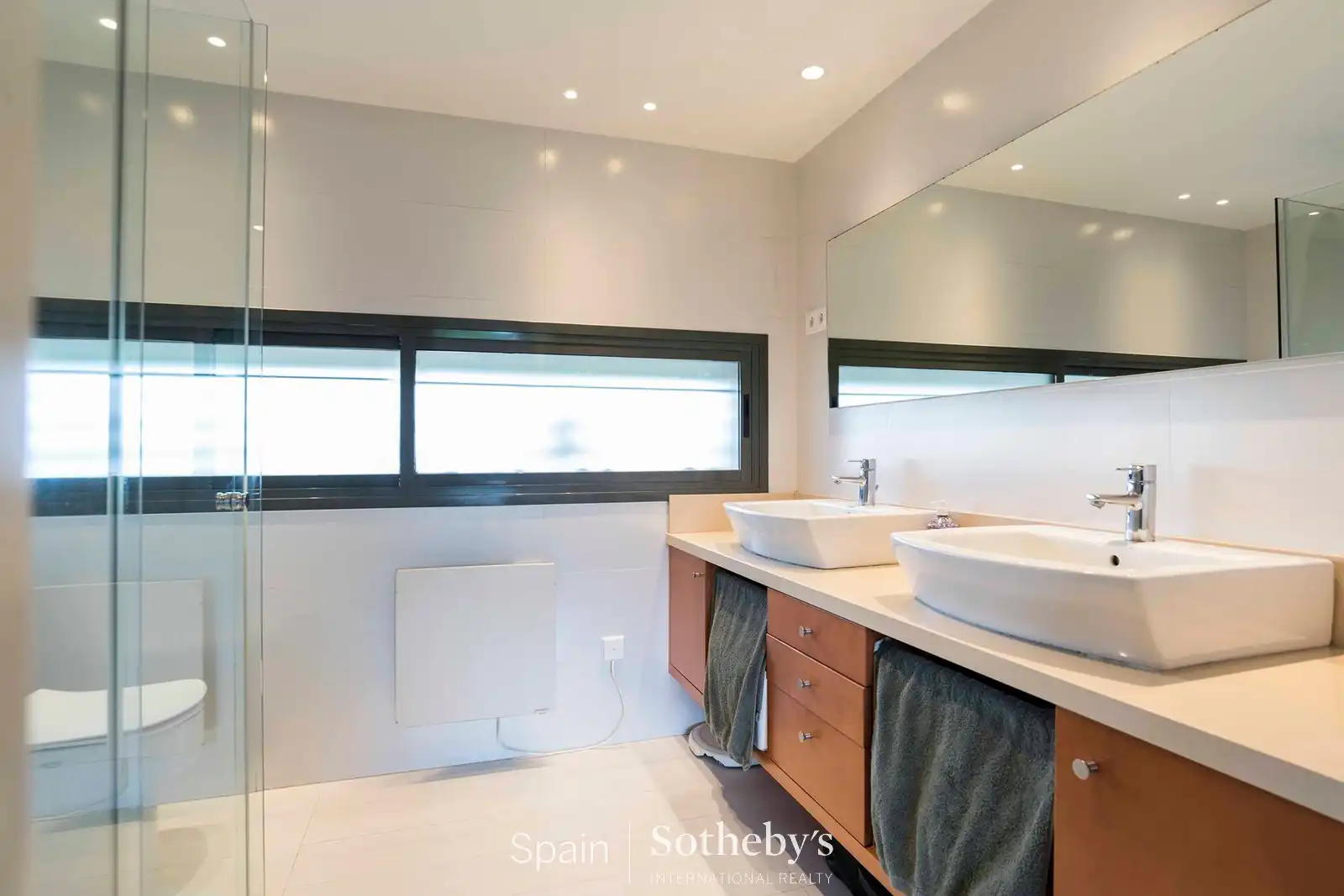 Bany de Apartament en venda en La Moraleja amb Aire condicionat, Calefacció i Terrassa