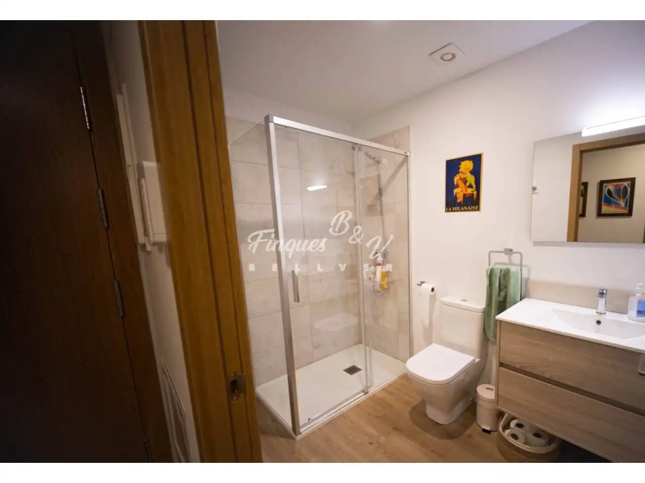 Baño de Apartamento en venta en Bellver de Cerdanya con Aire acondicionado, Calefacción y Parquet