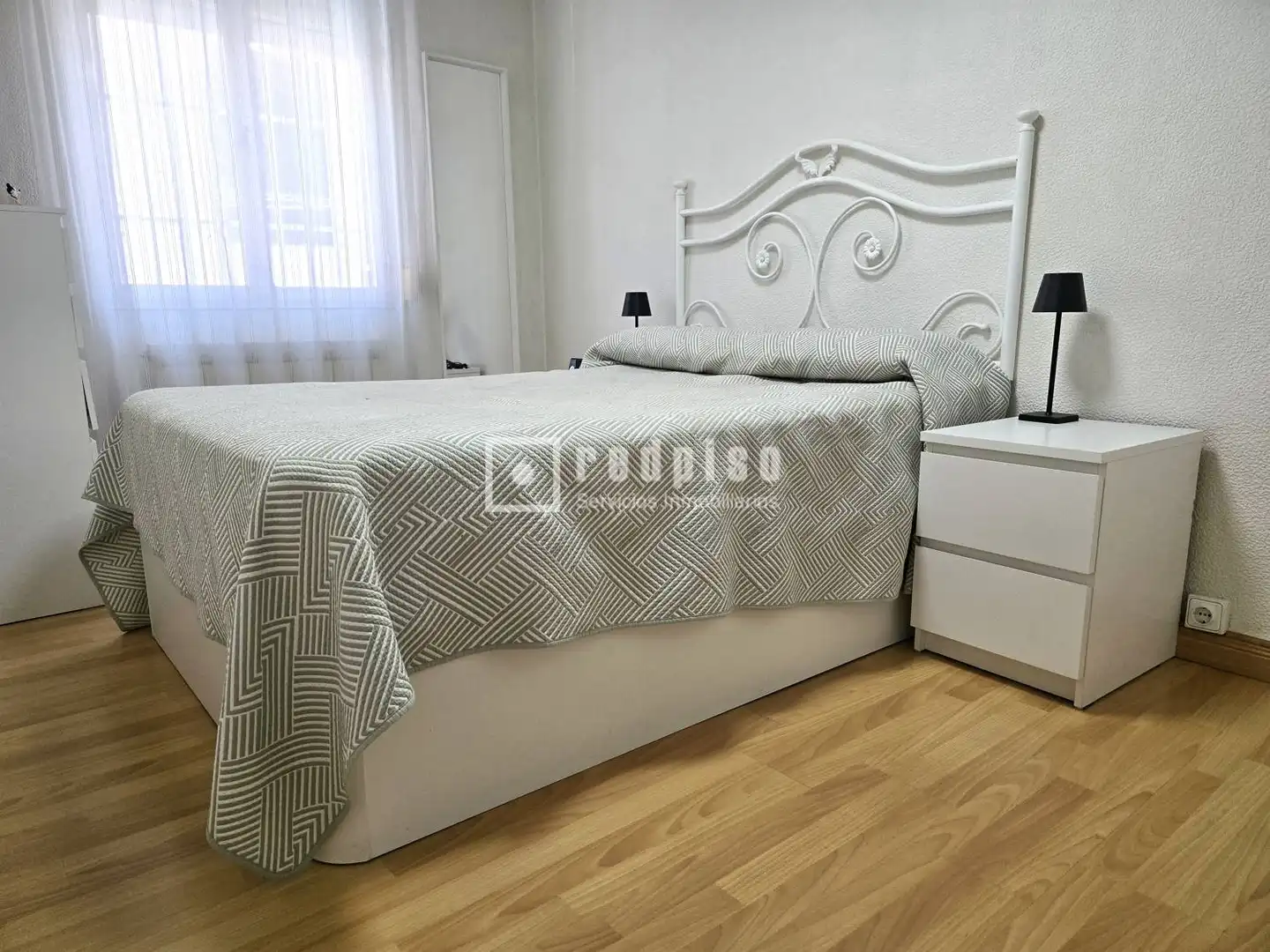 Bedroom of Flat for sale in Madrid  with Air Conditioner, Heating and Terrace