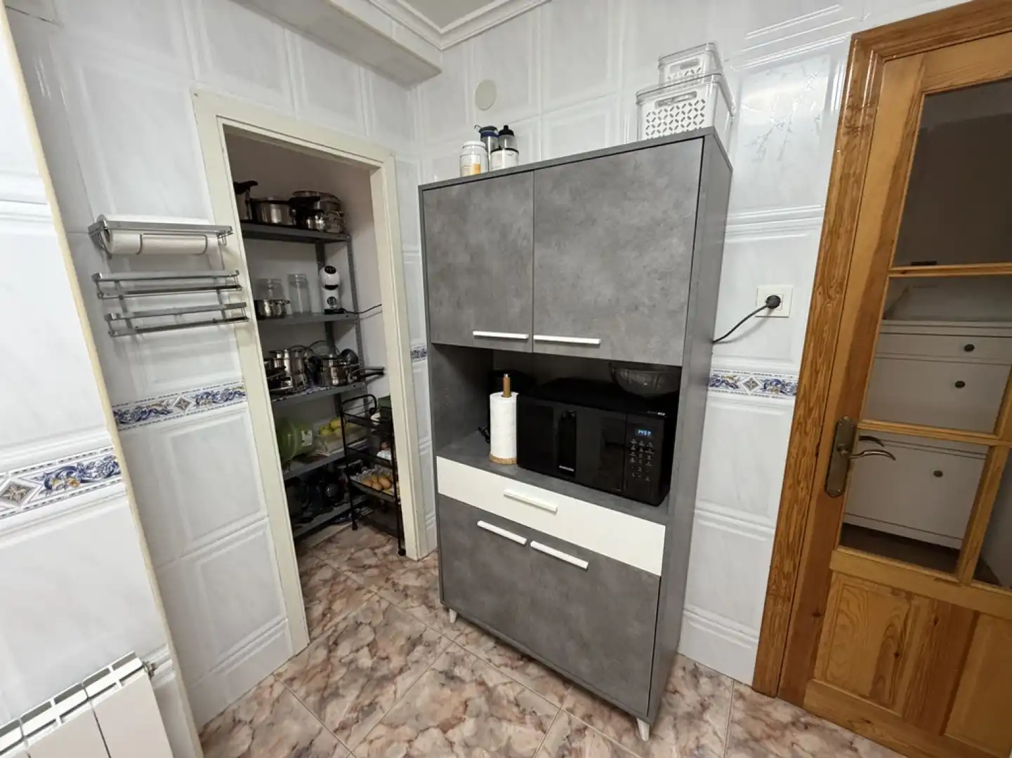 Cuina de Pis de lloguer en Avilés amb Calefacció, Parquet i Moblat