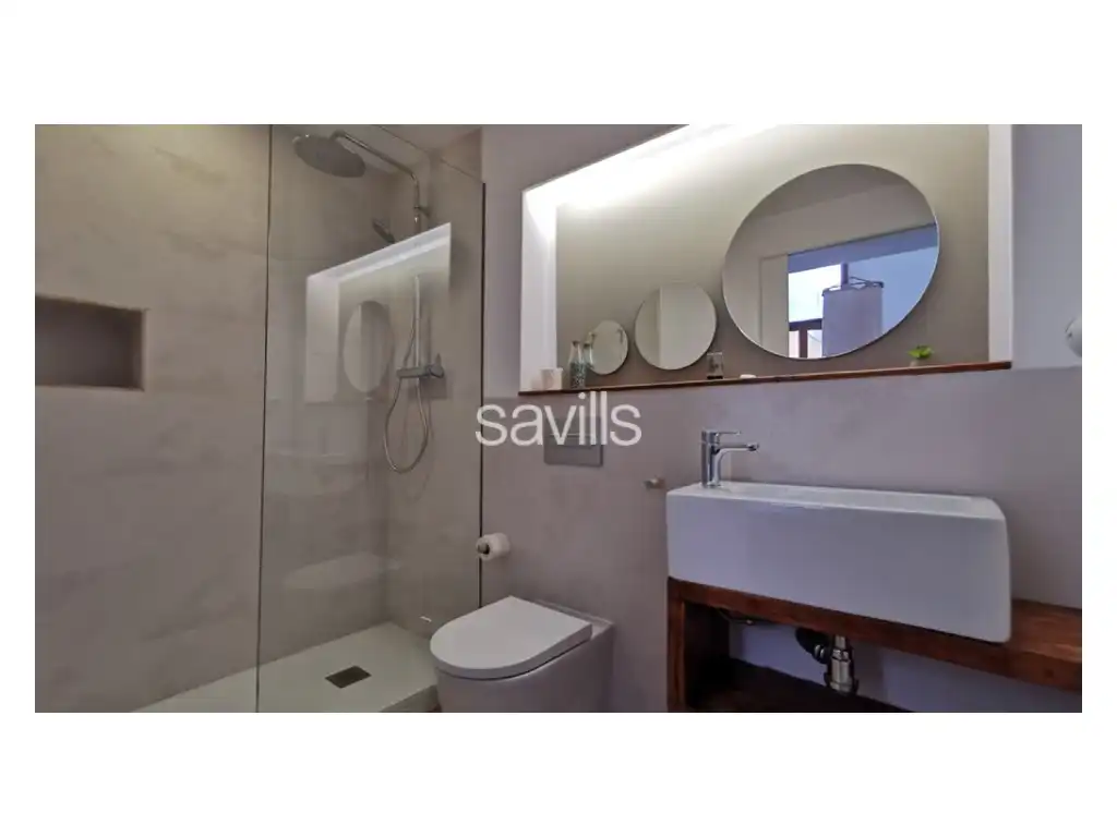 Bathroom of Houses for sale in Barcelona