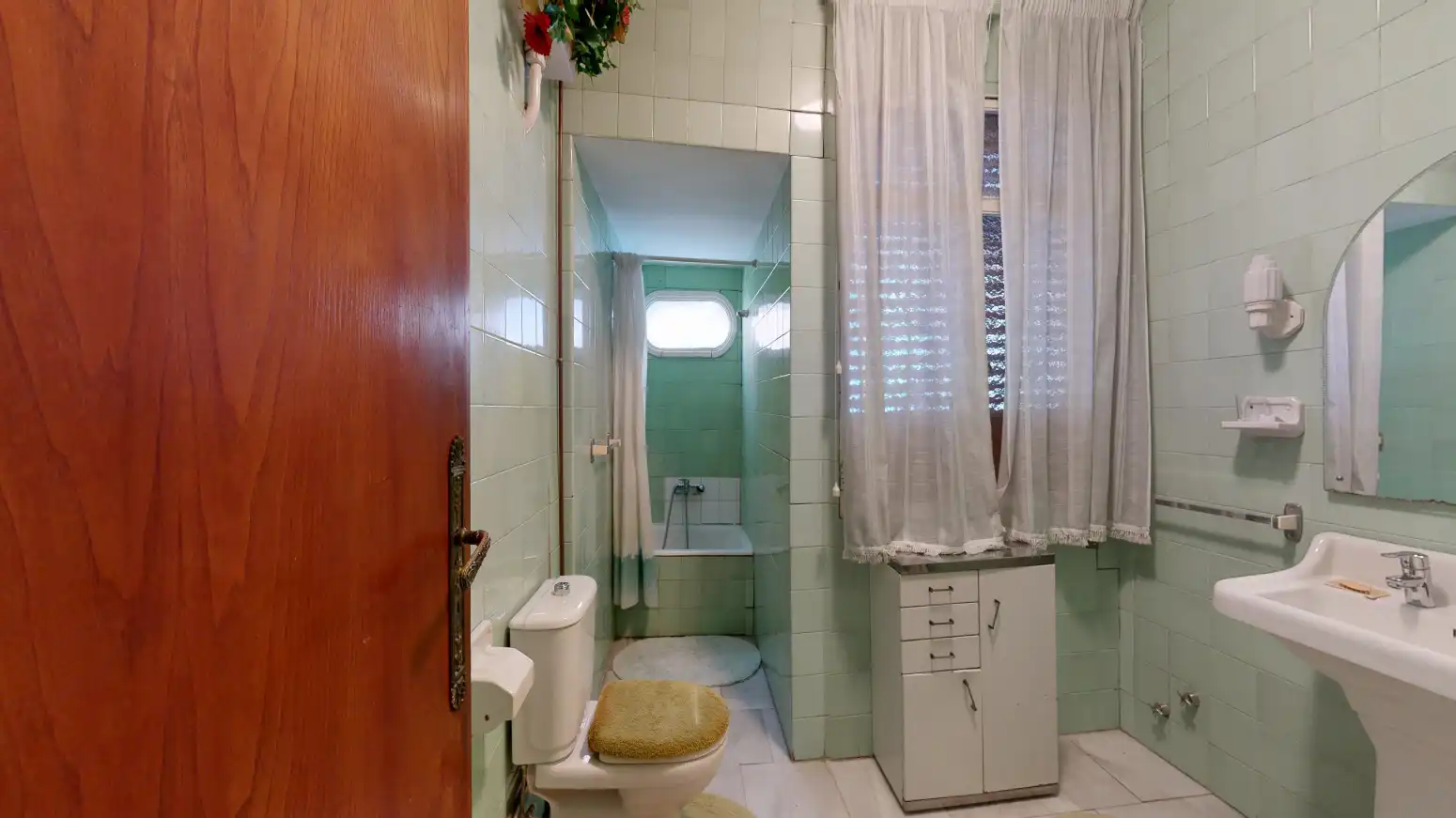 Bathroom of Houses for sale in Tafalla  with Heating, Private garden and Parquet flooring