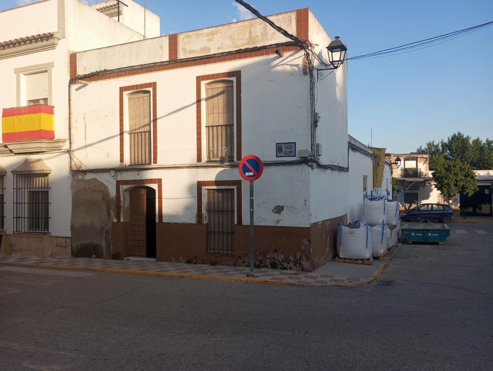 Vista exterior de Casa o xalet en venda en Cantillana