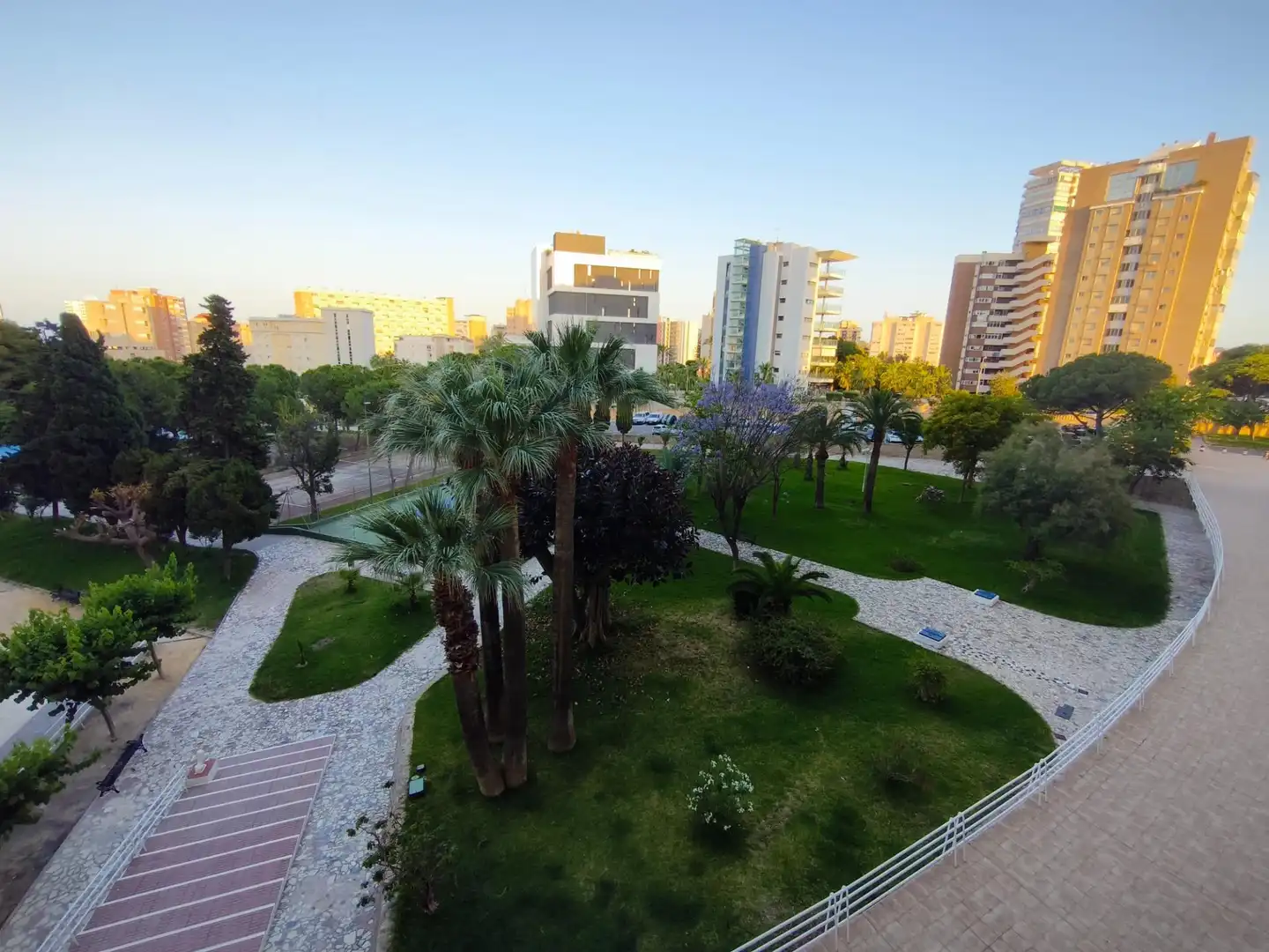 Vista exterior de Apartamento en venta en Alicante / Alacant con Piscina comunitaria