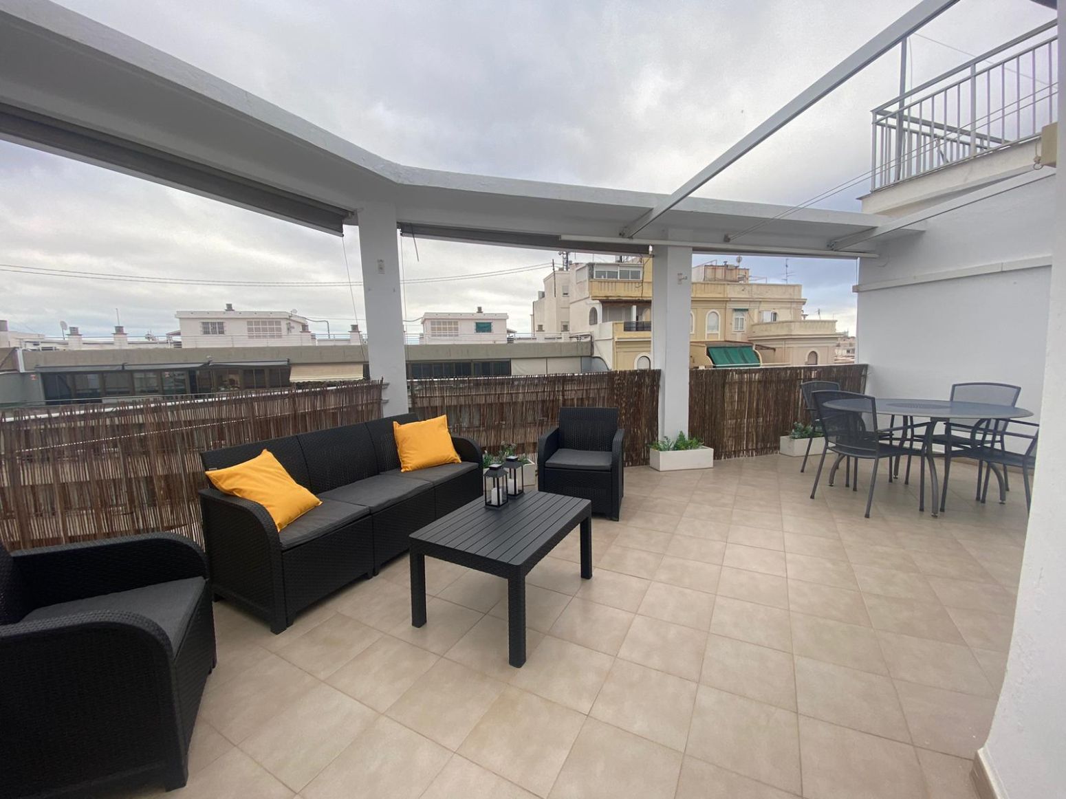 Attic to rent in Valencia - Carrer SAN VICENTE MARTIR, La Roqueta