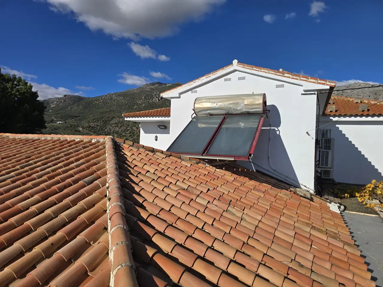 Vista exterior de Casa o chalet en venta en Periana con Aire acondicionado, Terraza y Piscina