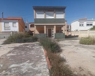 Vista exterior de Edifici en venda en Gandia
