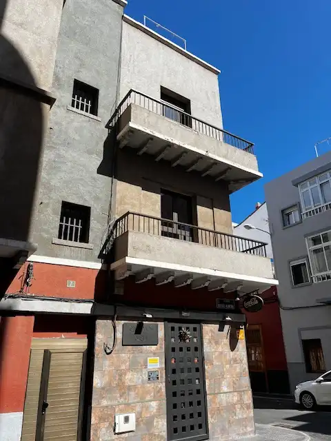 Vista exterior de Pis de lloguer en Las Palmas de Gran Canaria amb Moblat, Rentadora i Balcó
