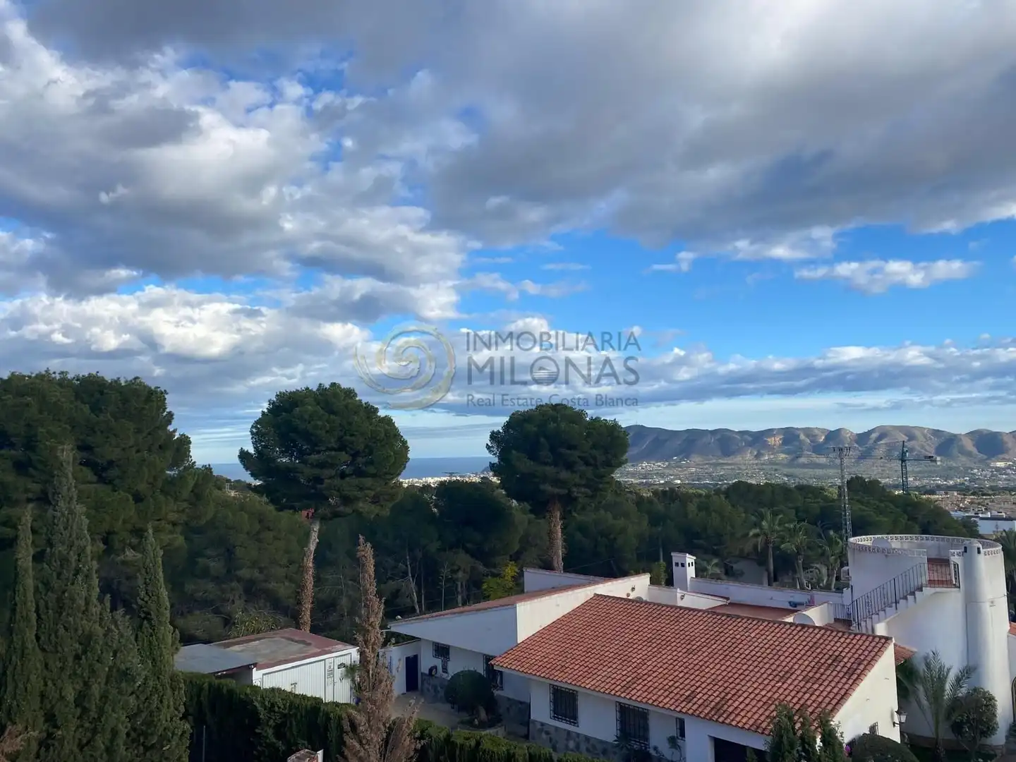 Casa o xalet en venda en La Nucia amb Jardí privat, Terrassa i Moblat