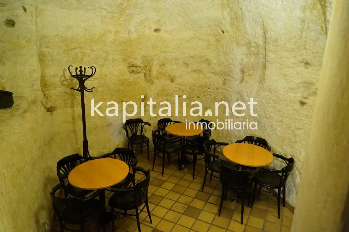 Commercial properties for sale in Bocairent  with Air Conditioner and Furnished