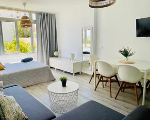 Dormitori de Estudi de lloguer en Benalmádena amb Aire condicionat, Calefacció i Jardí privat
