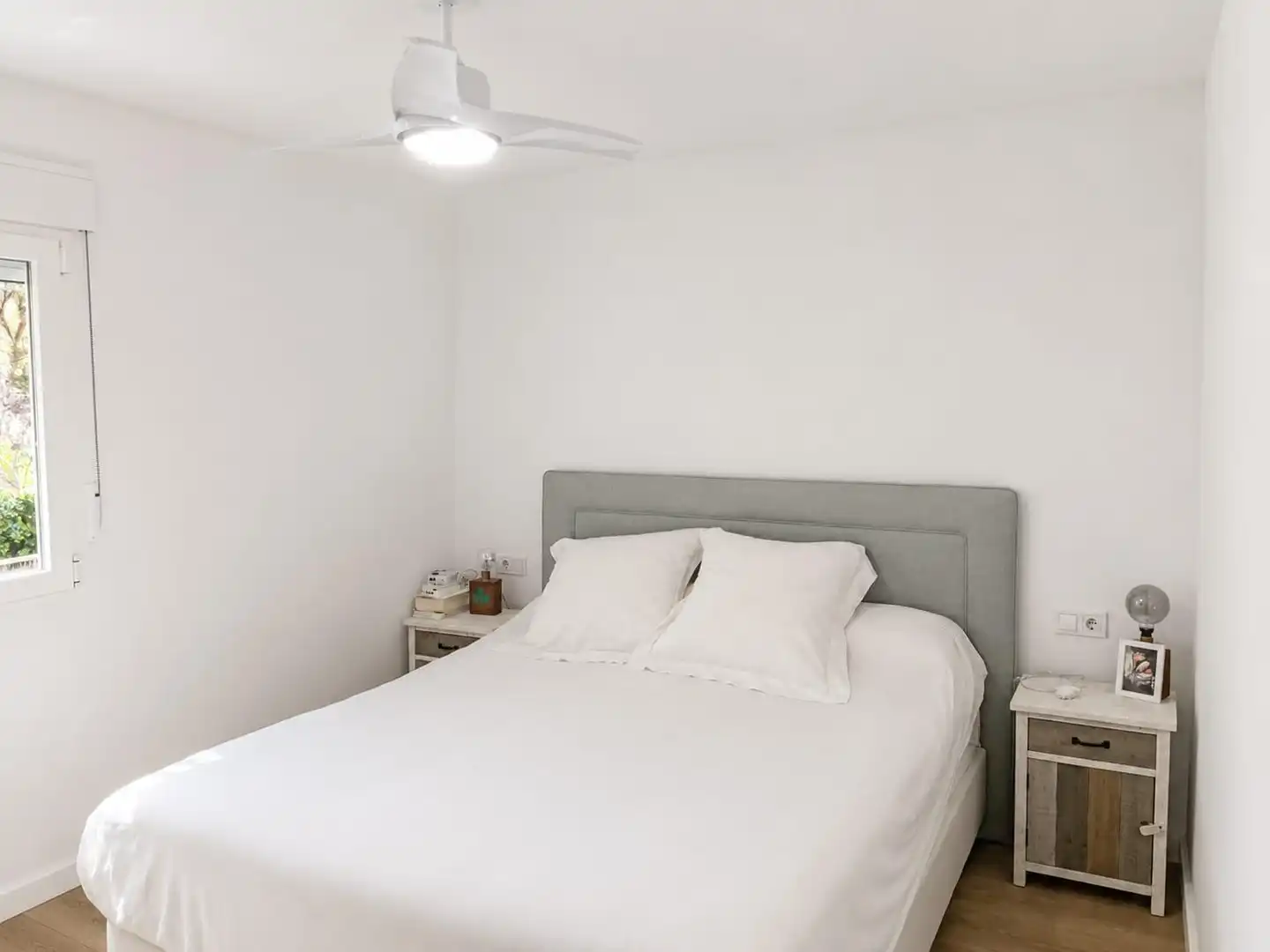 Flat with terrace for sale in Calle de Nuria, imagen 12
