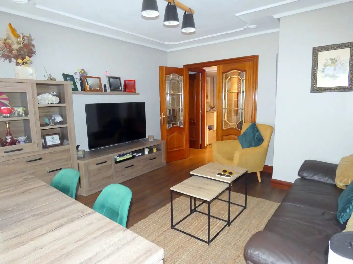 Sala d'estar de Pis en venda en Bilbao  amb Calefacció, Parquet i Terrassa