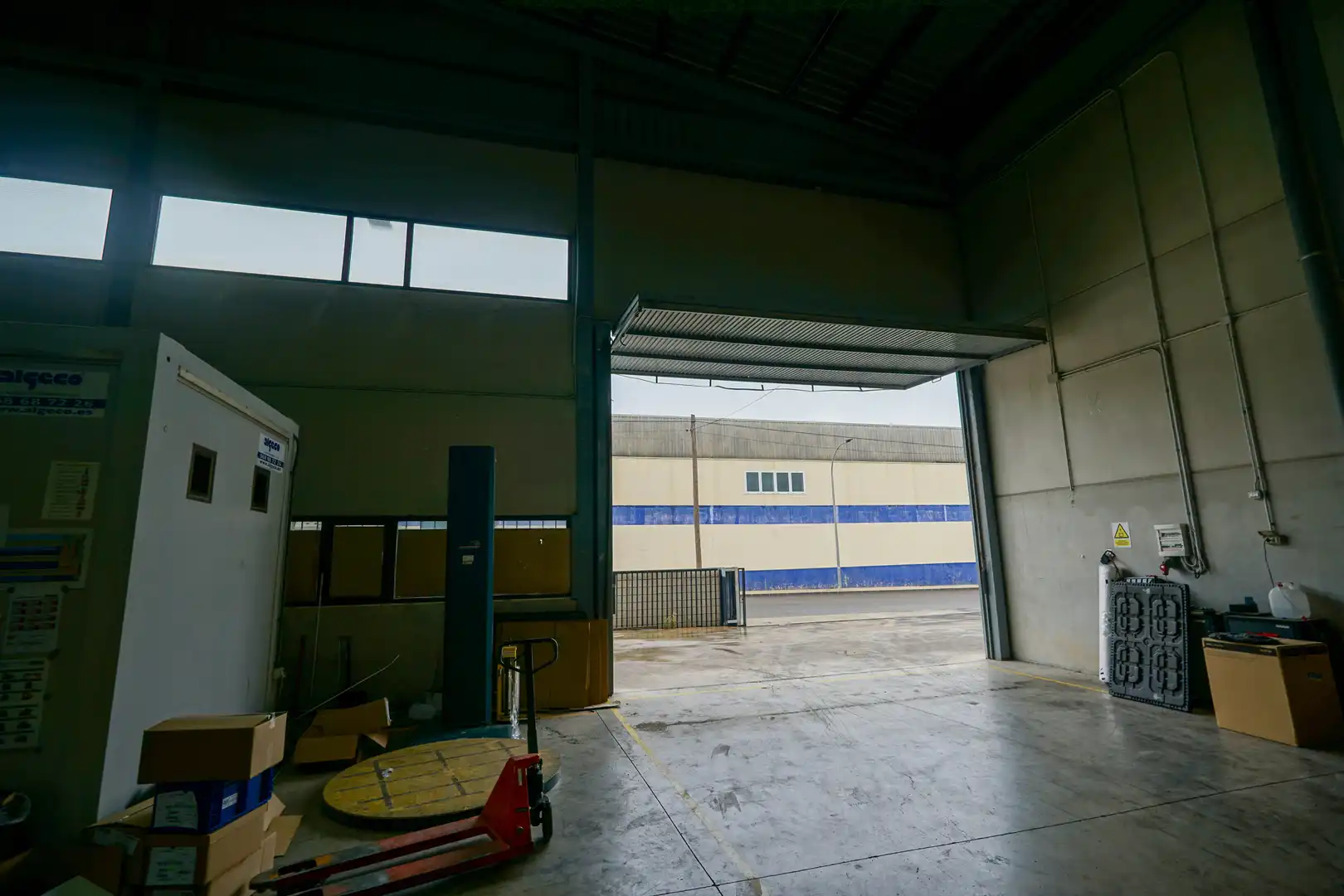 Industriegebäude zur Miete in Calle Virgen de los Lirios, imagen 8