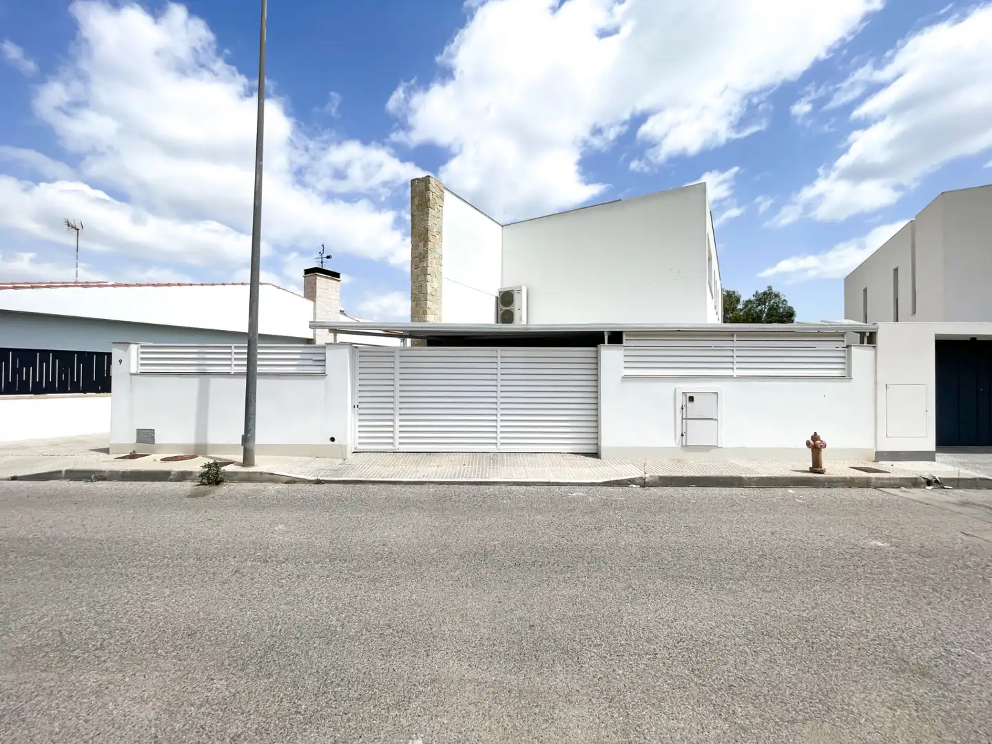 Vista exterior de Casa o xalet en venda en Callosa de Segura amb Aire condicionat, Calefacció i Jardí privat