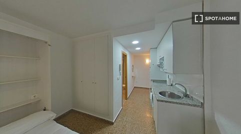 Foto 3 de Piso de alquiler en Arrancapins, Valencia Capital
