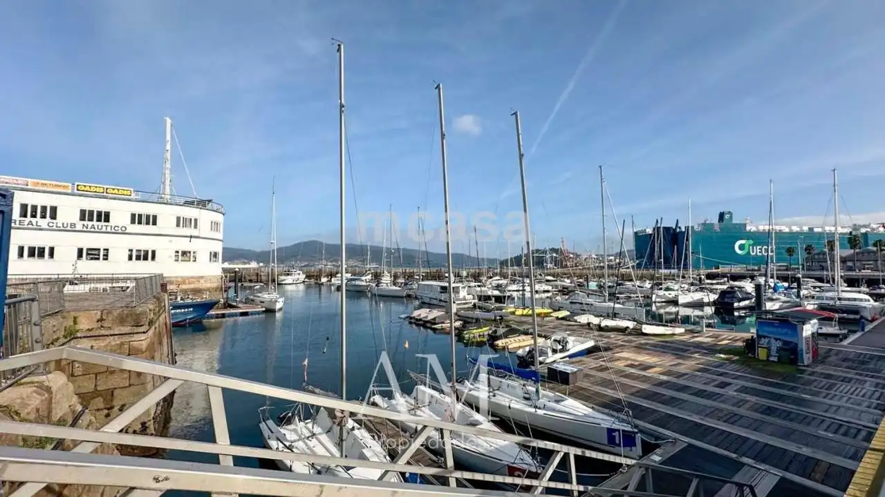 Parkplatz von Geschaftsraum zur Miete in Vigo 