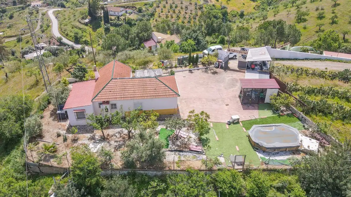 Casa o xalet en venda en Almogía amb Aire condicionat, Calefacció i Jardí privat