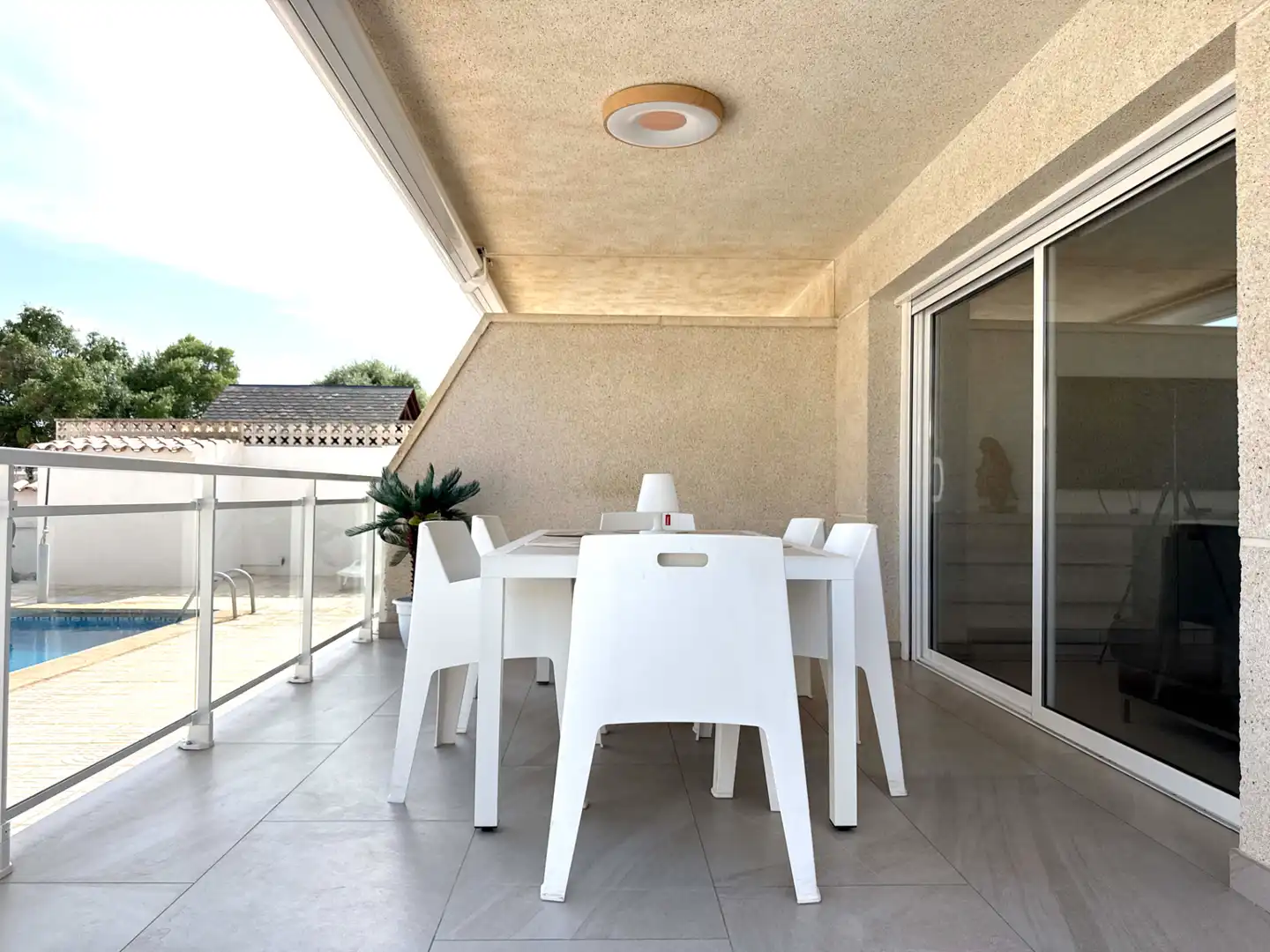 Terrasse von Einfamilien-Reihenhaus zum Verkauf in Cambrils mit Klimaanlage, Heizung und Terrasse