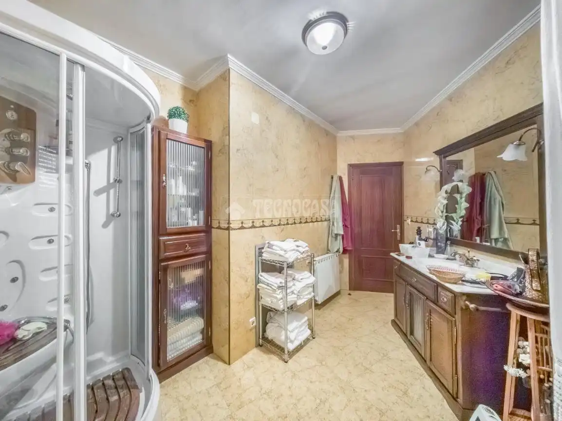 Baño de Casa adosada en venta en Campo Real