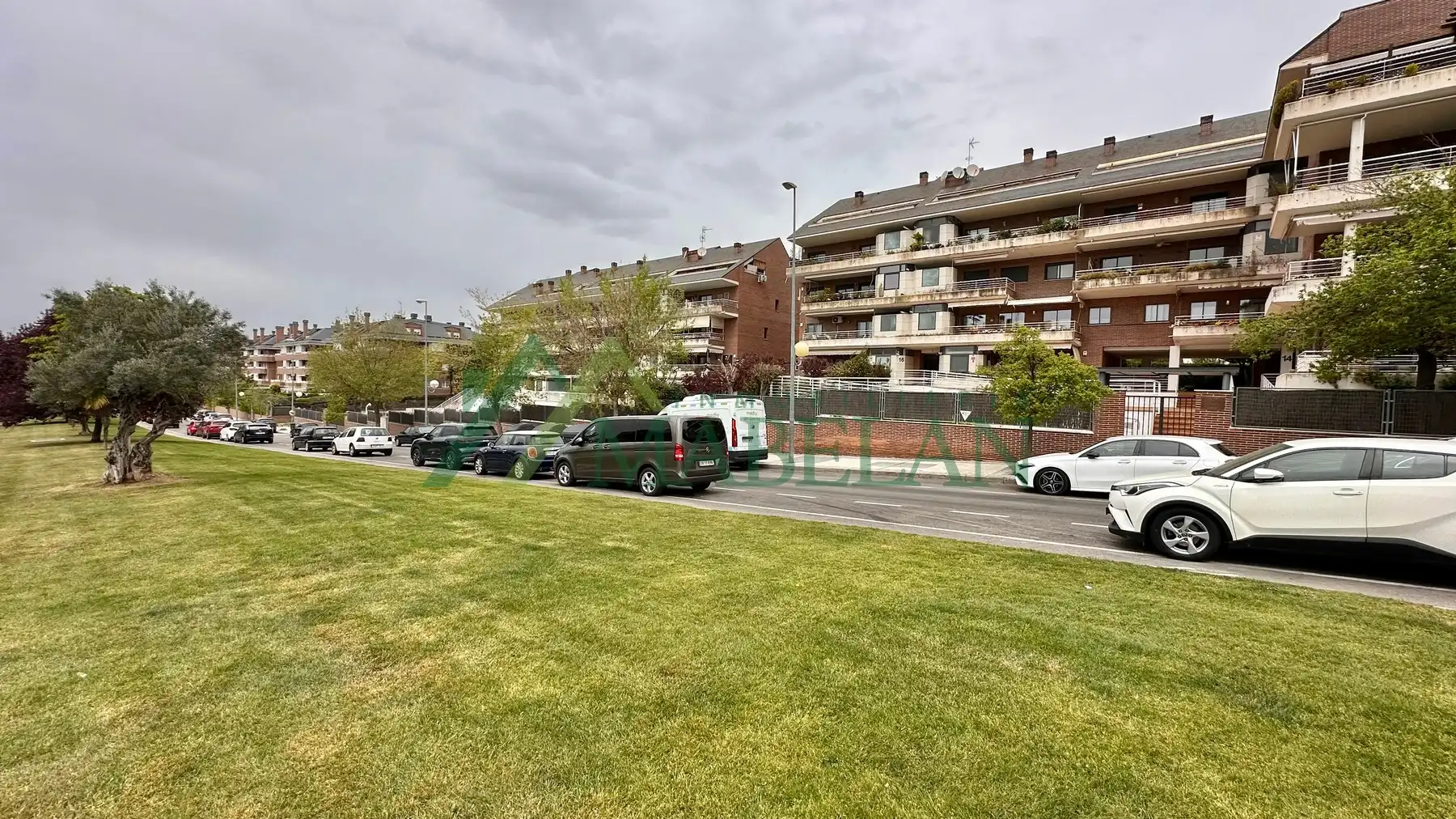 Piso en venta en Avenida de la Oliva, Golf - El Carralero
