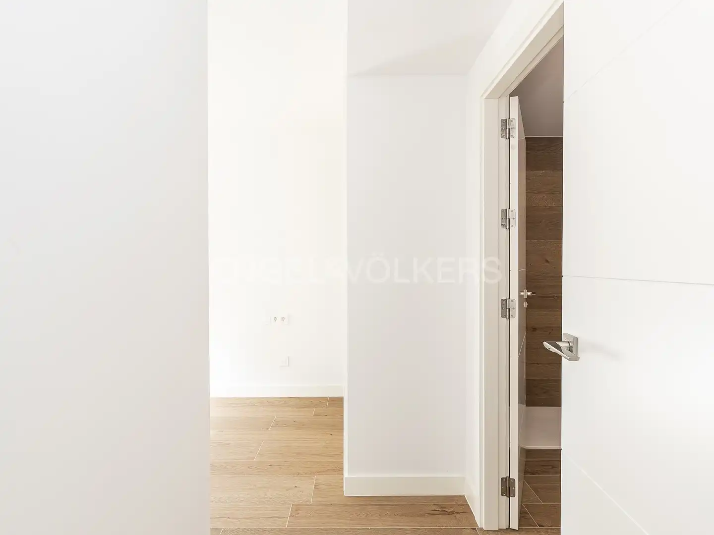 Wohnung zur Miete in Barcelona mit Klimaanlage, Heizung und Parkett