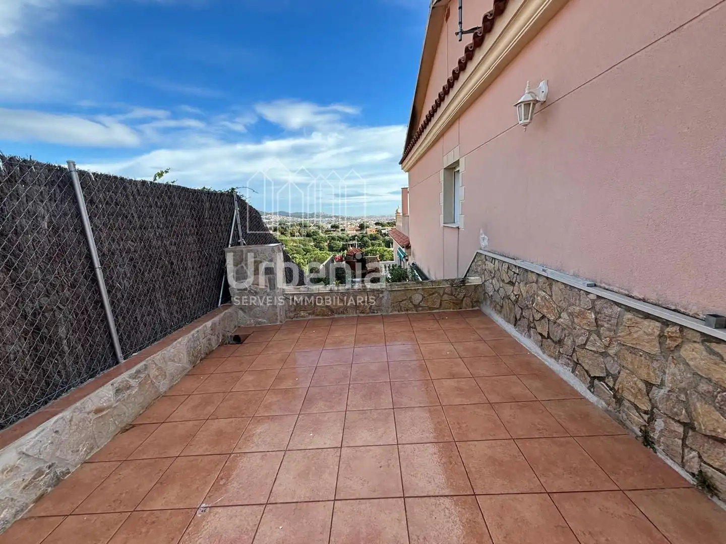 Terrassa de Casa o xalet en venda en Calella amb Calefacció i Piscina