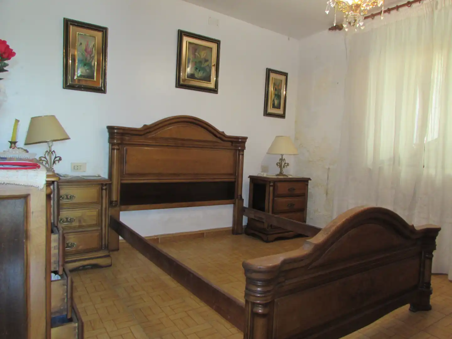 Dormitori de Casa o xalet en venda en Ferrol amb Calefacció i Jardí privat