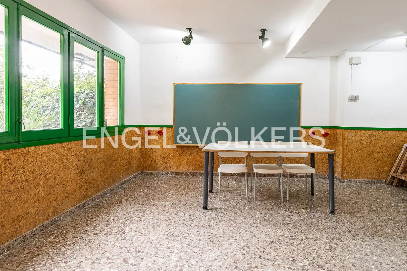 Piso en venta en Sant Cugat del Vallès con Aire acondicionado, Calefacción y Jardín privado