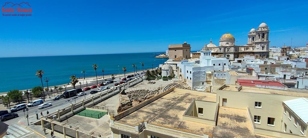 Piso en venta en El Pópulo - Santa María ,  Cádiz Capital