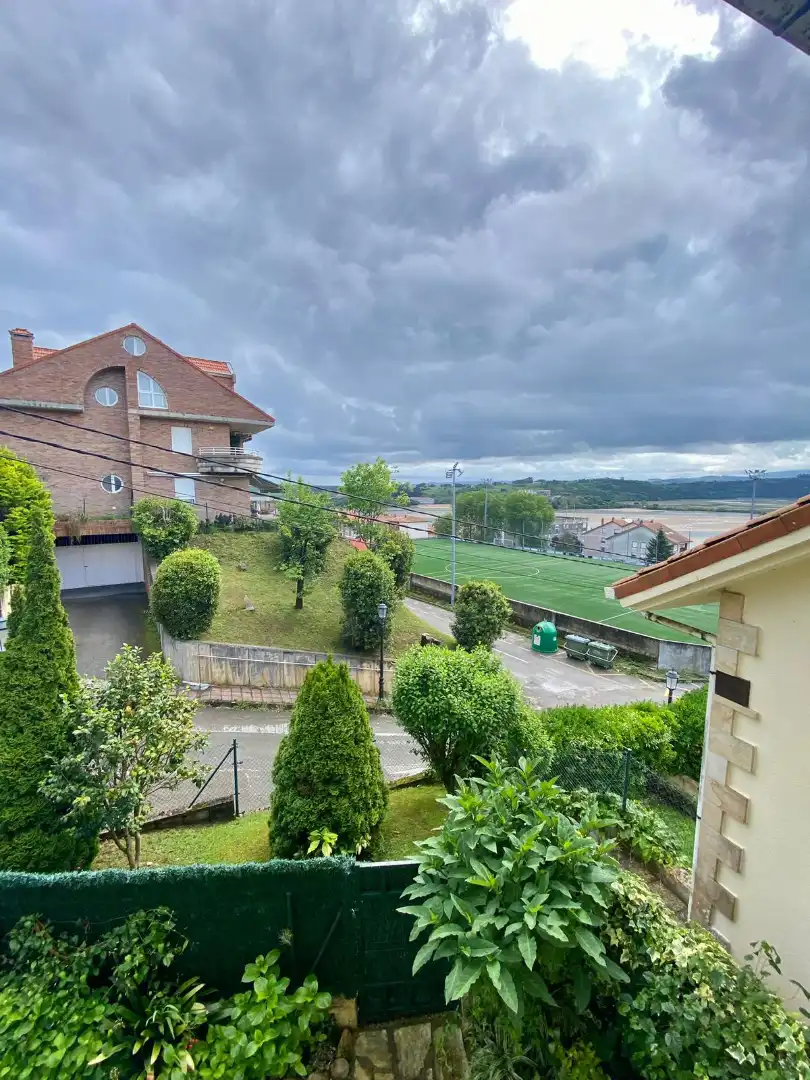 Exterior view of Flat for sale in San Vicente de la Barquera  with Heating, Parquet flooring and Furnished