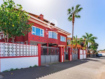 Haus mit Pool zum Verkauf in El Sauzal