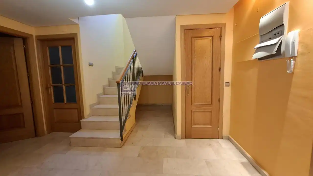Ático en venta en Cáceres con Calefacción, Terraza y Trastero