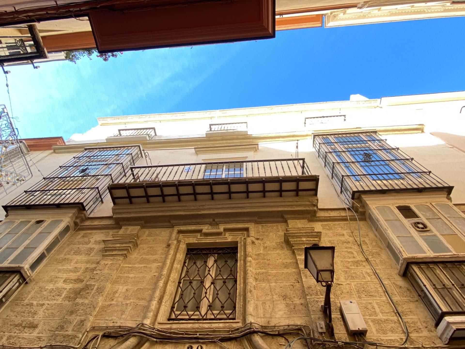 Vista exterior de Pis en venda en  Cádiz Capital