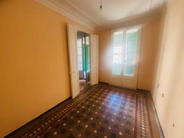 Flat for rent in Carrer dels Tallers, El Raval