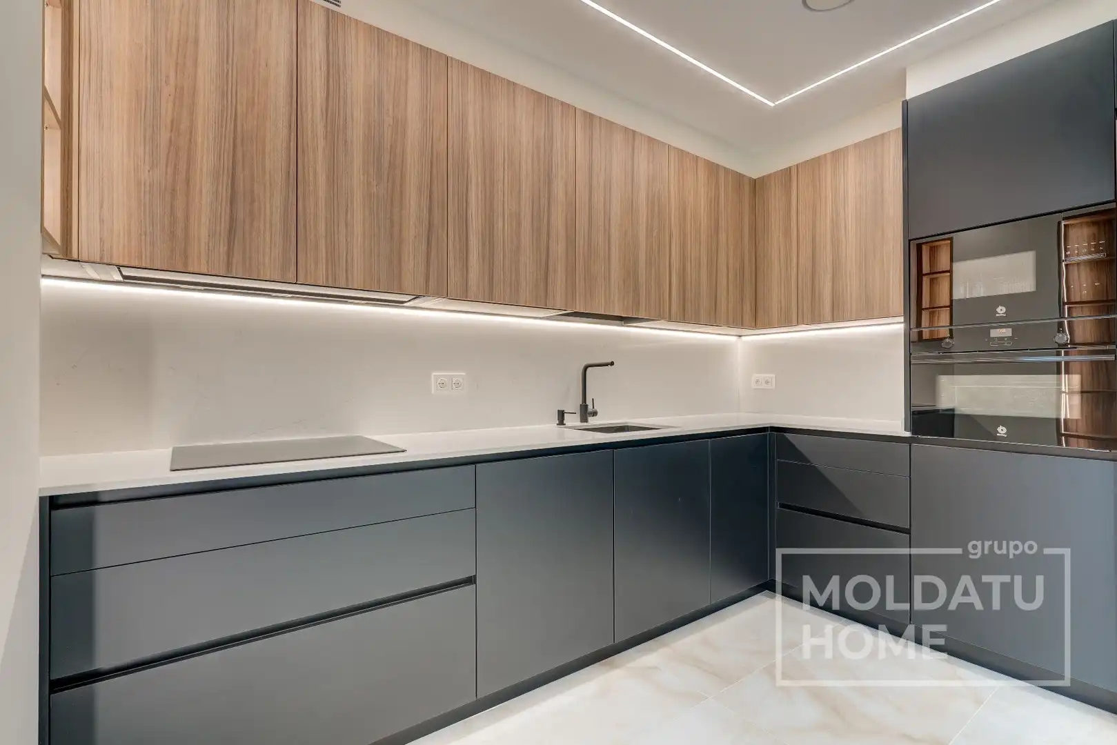 Cocina de Apartamento en venta en Donostia - San Sebastián  con Aire acondicionado, Calefacción y Terraza
