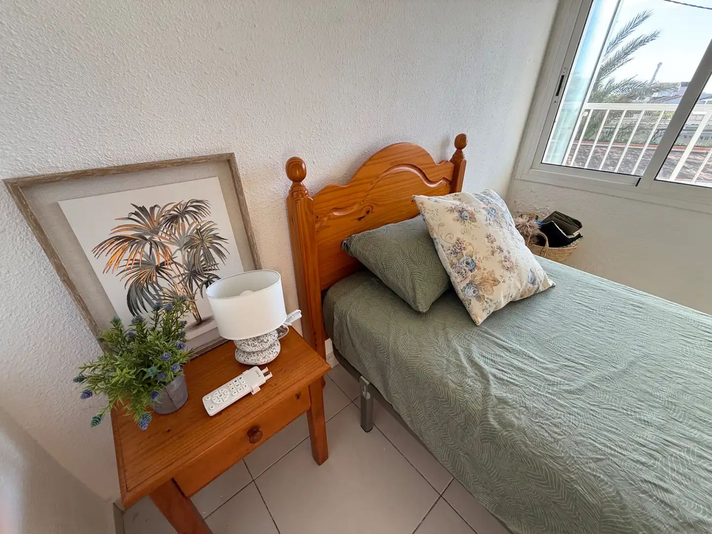 Dormitori de Apartament de lloguer en Dénia amb Calefacció, Terrassa i Traster