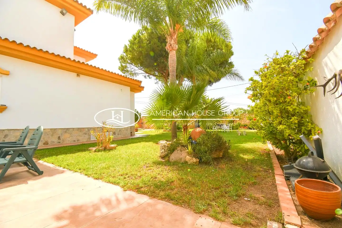 Garden of Houses for sale in Chiclana de la Frontera  with Air Conditioner, Heating and Private garden