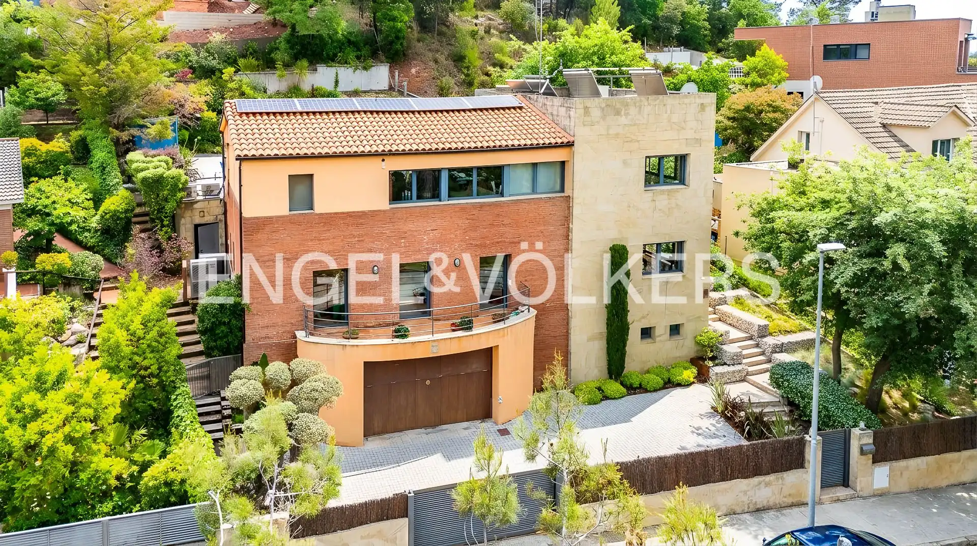 Vista exterior de Casa o chalet en venta en Matadepera con Aire acondicionado, Calefacción y Jardín privado