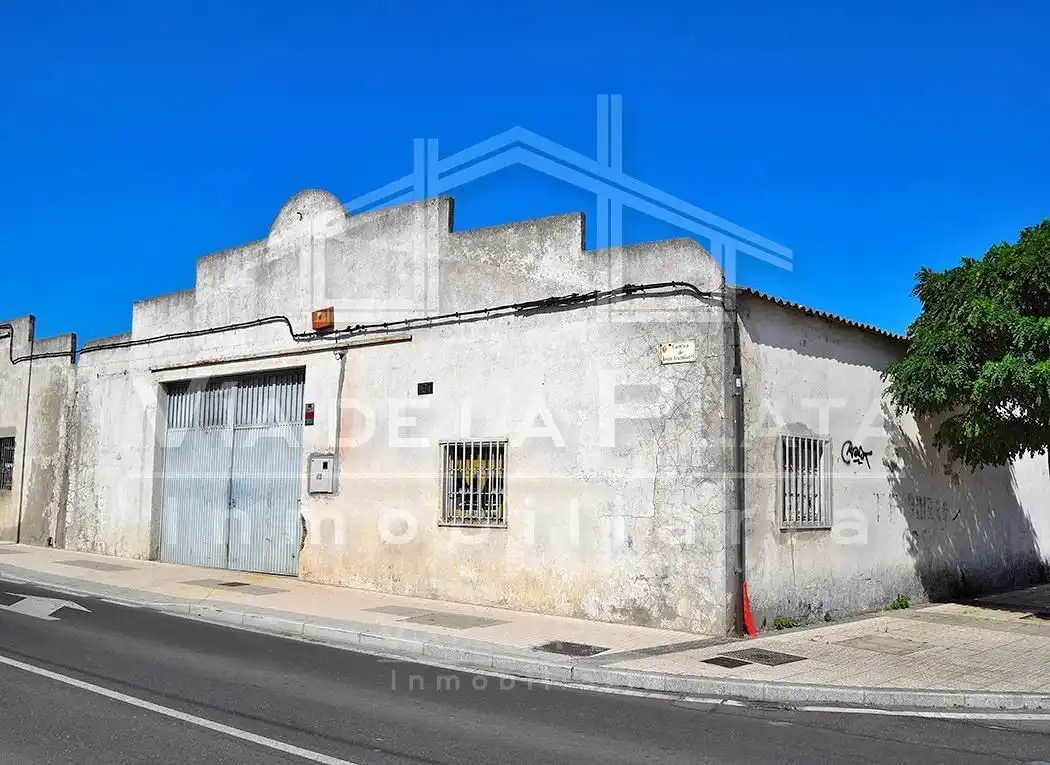 Industrial building for sale in Jesús de Arambarri