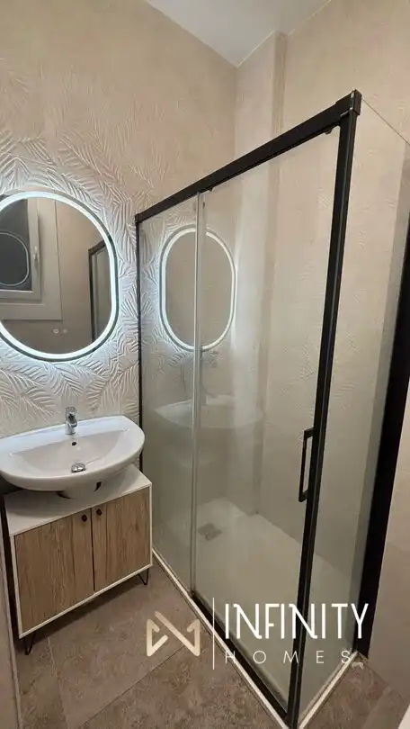 Bathroom of Flat for rent in Bilbao   with Balcony