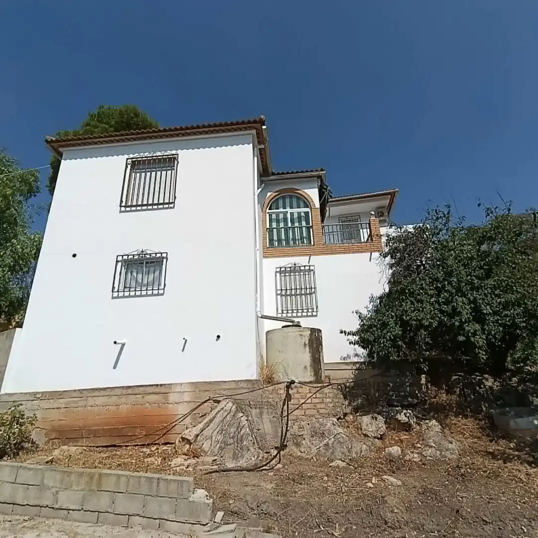 Vista exterior de Finca rústica en venta en Iznájar con Aire acondicionado, Calefacción y Jardín privado
