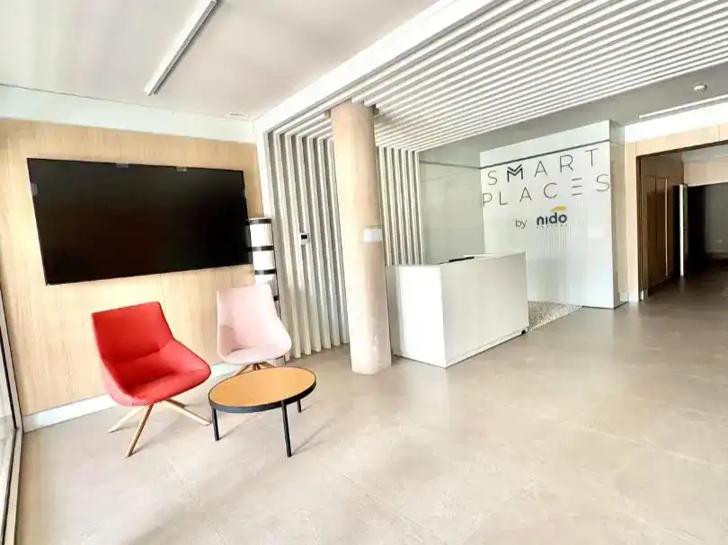 Loft zur Miete in La Moraleja mit Klimaanlage, Schwimmbad und Möbliert