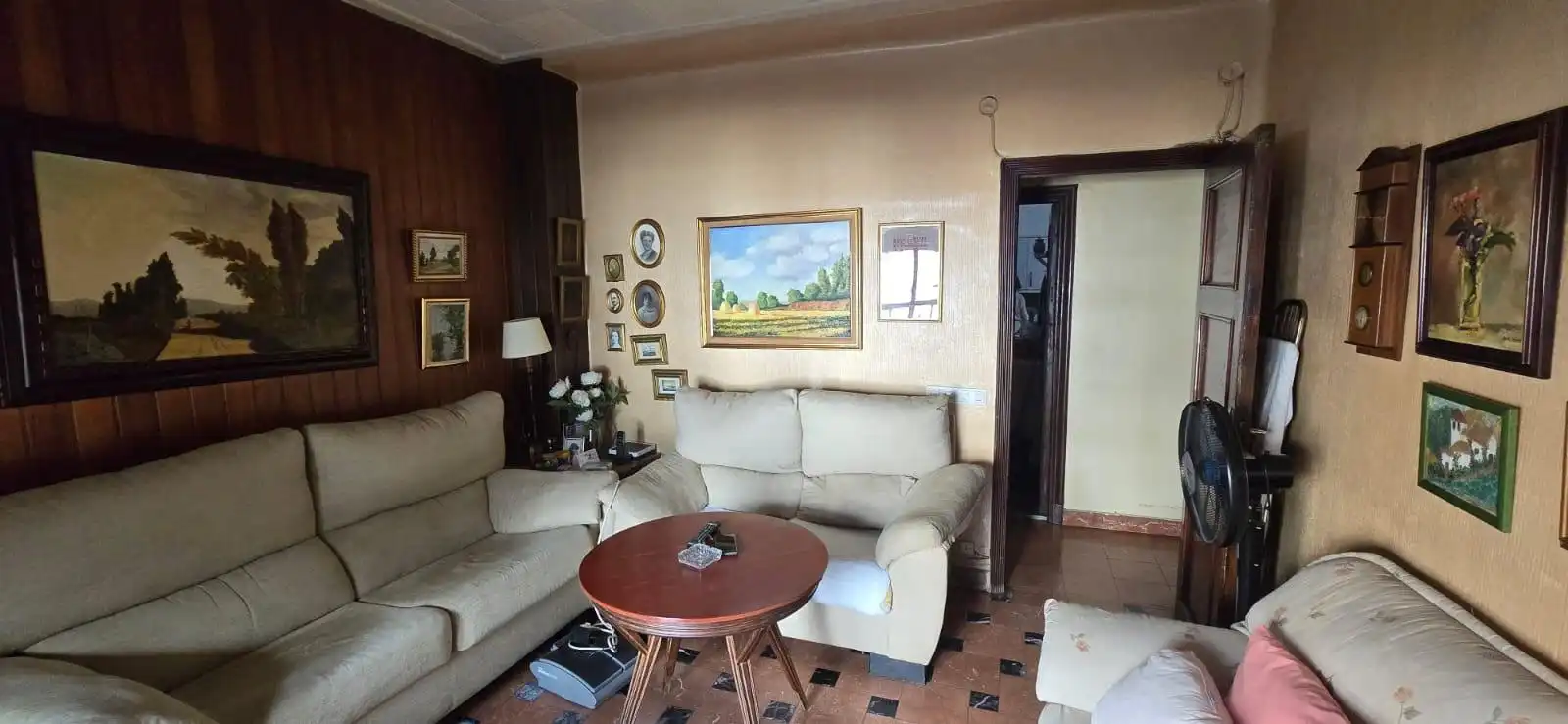 Living room of Flat for sale in Sevilla  with Air Conditioner, Terrace and Storage room