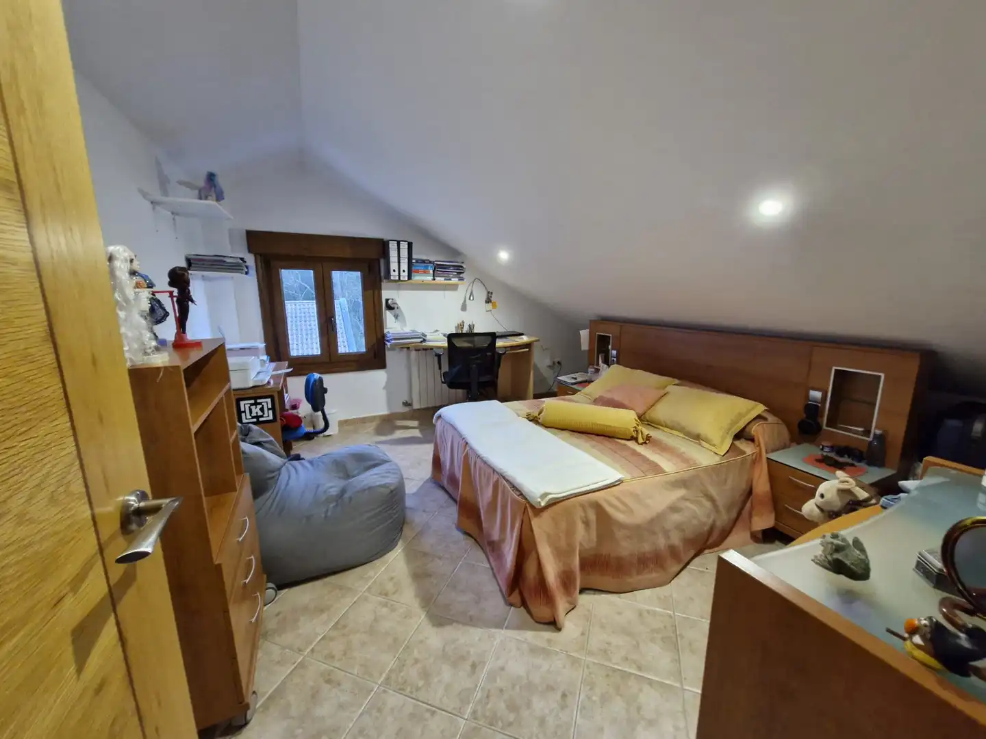 Habitación de Casa o chalet en venta en Sanxenxo con Calefacción, Jardín privado y Terraza