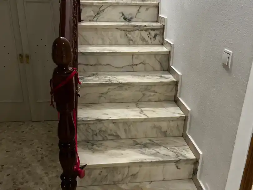 Casa adosada en venda en La Rinconada amb Aire condicionat i Balcó