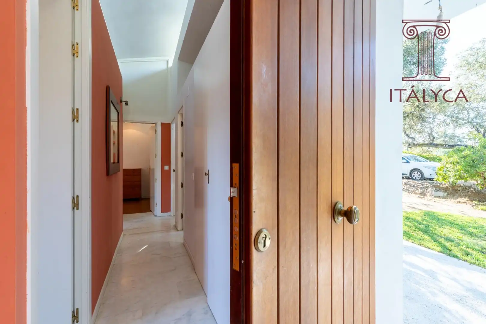 Houses for sale in El Castillo de las Guardas  with Private garden, Terrace and Community pool